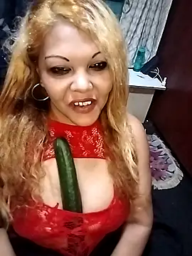 Snapshot of hemilynthomas2467 chatting on 12.13.25 hemilynthomas2467 online show from 12.13.25