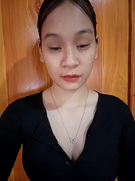 ChiecumBae online show from 11.16.25