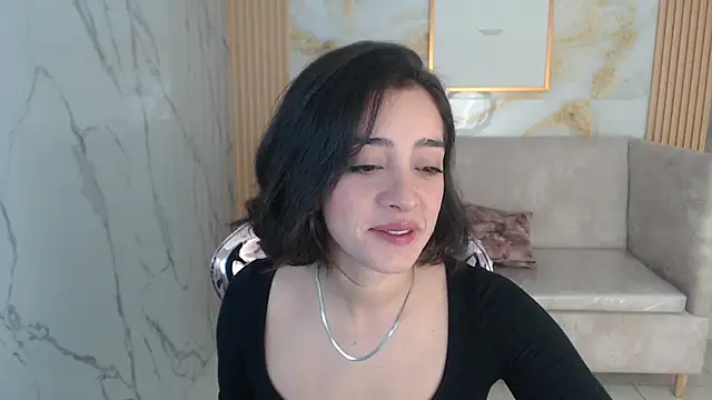 Snapshot of sara_lopez_s chatting on 10.07.25 sara lopez s online show from 10.07.25