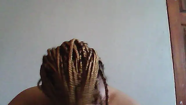 Snapshot of Yellobonepussy chatting on 09.16.25 Yellobonepussy online show from 09.16.25