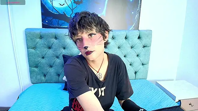 Snapshot of IsabelCortezz chatting on 10.04.25 IsabelCortezz online show from 10.04.25