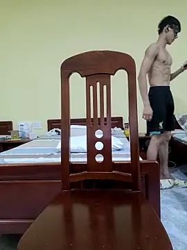 Snapshot of thienlong05 chatting on 09.14.25 thienlong05 online show from 09.14.25