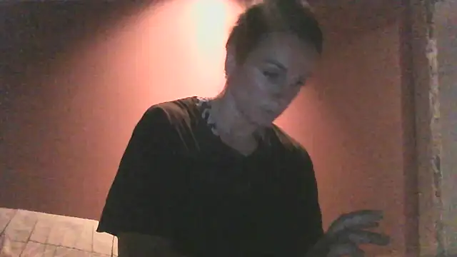 Snapshot of Justnani001 chatting on 09.18.25 Justnani001 online show from 09.18.25