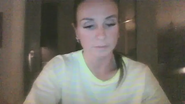 Snapshot of Justnani001 chatting on 10.02.25 Justnani001 online show from 10.02.25