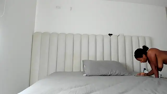 Meganbelford1 online show from 04.16.26