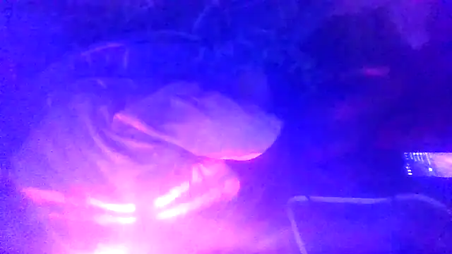 prettymaa online show from 12.15.25