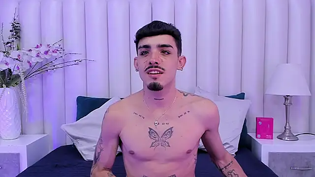 NikoStone  online show from 09.17.25