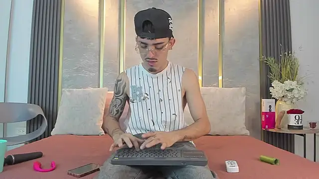 NikoStone  online show from 06.30.26