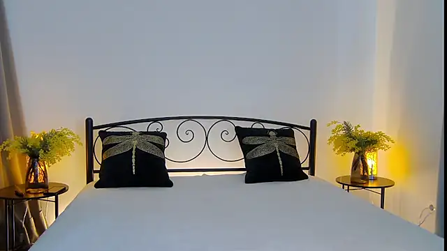 KumiKruz online show from 09.09.25