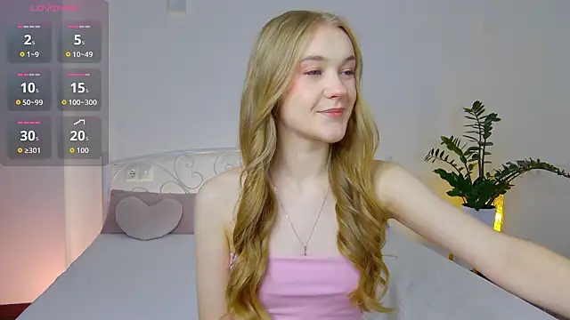 KumiKruz online show from 11.15.25