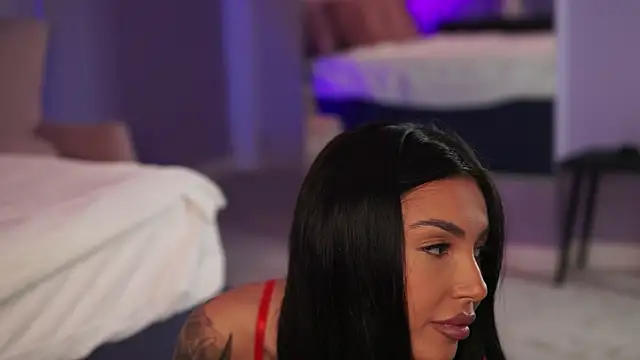 AishaaDevoe online show from 10.22.25