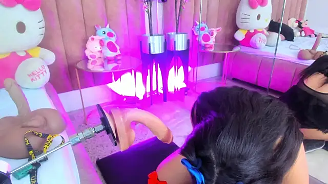 LizzyOlsen online show from 11.20.25