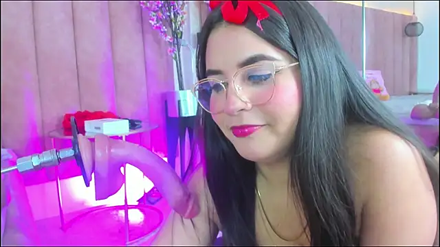 LizzyOlsen online show from 11.27.25