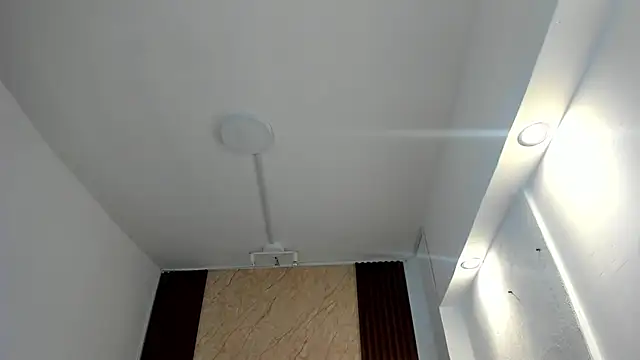 Thais kim online show from 10.23.25