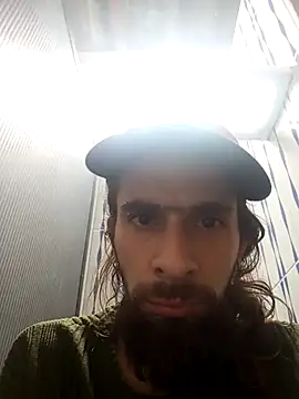 Snapshot of hairy_mannn chatting on 10.28.25 hairy mannn online show from 10.28.25