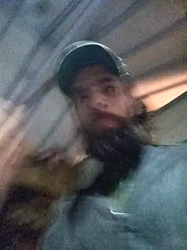 Snapshot of hairy_mannn chatting on 11.18.25 hairy mannn online show from 11.18.25