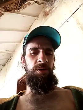 Snapshot of hairy_mannn chatting on 11.21.25 hairy mannn online show from 11.21.25