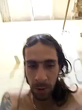 Snapshot of hairy_mannn chatting on 12.01.25 hairy mannn online show from 12.01.25