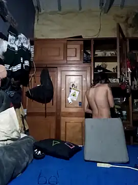 hairy mannn online show from 12.23.25