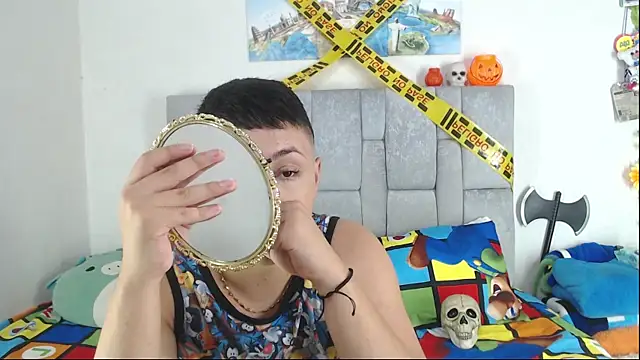 christopher Hot online show from 10.21.25