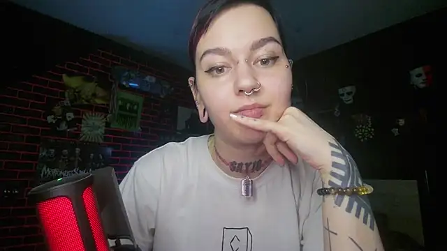 MessalinaOfficial online show from 09.17.25