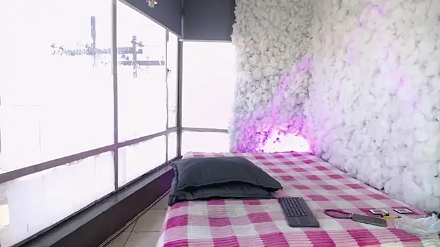 Snapshot of Aaron_Fordd chatting on 02.05.26 Aaron Fordd online show from 02.05.26