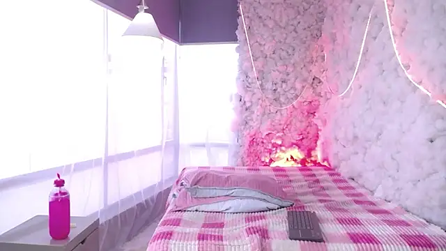 Snapshot of Aaron_Fordd chatting on 02.16.26 Aaron Fordd online show from 02.16.26