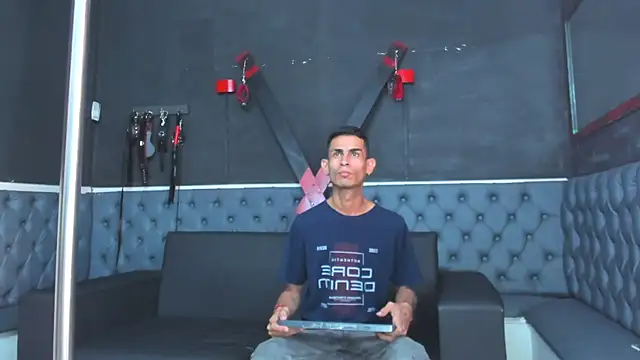 Golldens Dreamss online show from 11.17.25