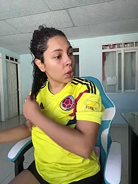 ViolettaMiller  online show from 09.10.25