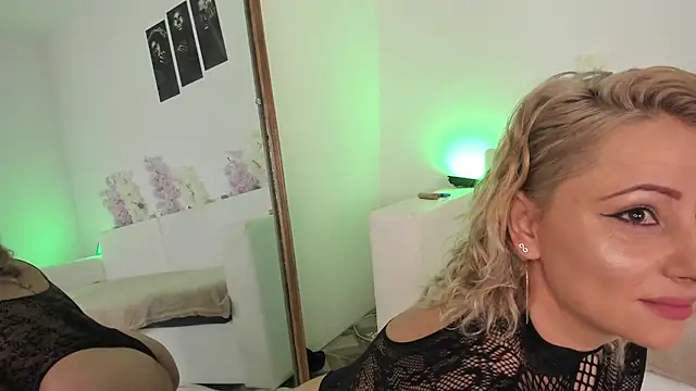 HoneyKissy online show from 12.01.25