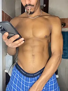 TRILLAHUNG online show from 12.22.25