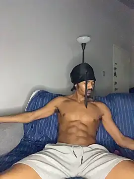 TRILLAHUNG online show from 01.15.26