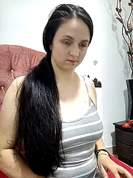 Snapshot of kate_rosse02 chatting on 11.17.25 kate rosse02 online show from 11.17.25