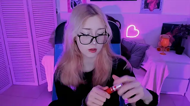 RubyBennett online show from 09.12.25