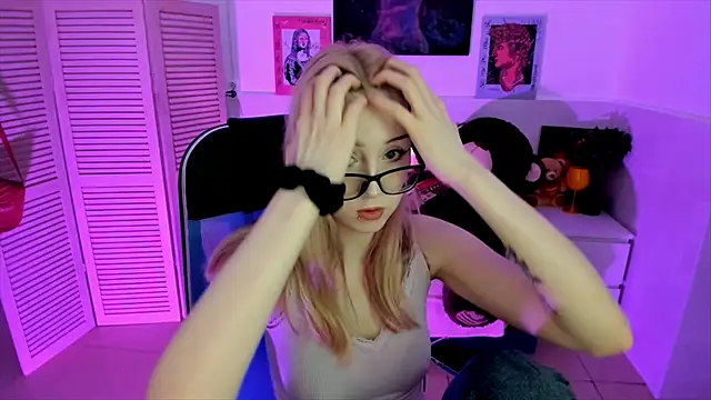 RubyBennett online show from 10.02.25