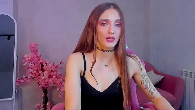 Snapshot of Alisha_Green chatting on 06.29.26 Alisha Green online show from 06.29.26