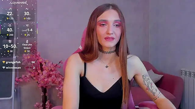Snapshot of Alisha_Green chatting on 06.29.26 Alisha Green online show from 06.29.26
