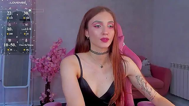 Snapshot of Alisha_Green chatting on 07.14.26 Alisha Green online show from 07.14.26