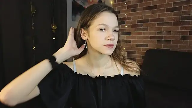 Snapshot of VelvetRisque chatting on 02.12.26 VelvetRisque online show from 02.12.26