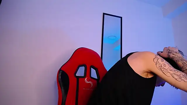 Anhonymus  online show from 11.21.25