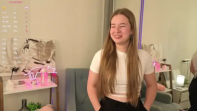 JenLottie online show from 09.18.25