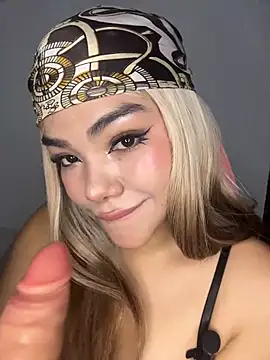 Dakota-Lona online show from 03.09.26