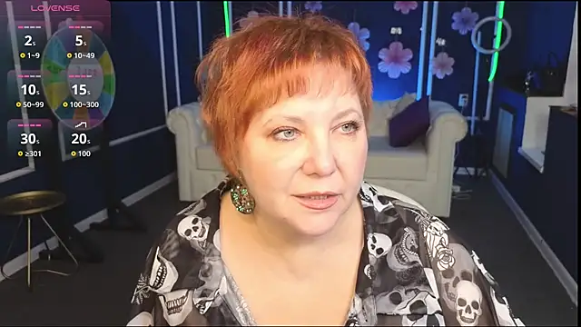 Kira Kenett online show from 10.09.25