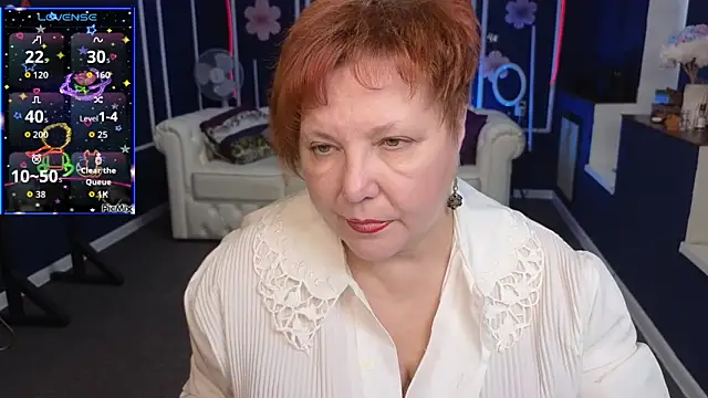 Kira Kenett online show from 10.19.25