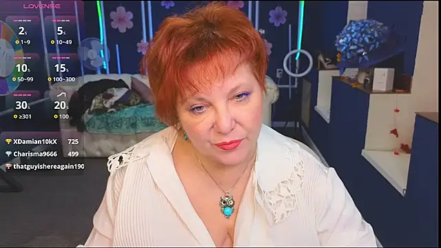 Kira Kenett online show from 12.02.25