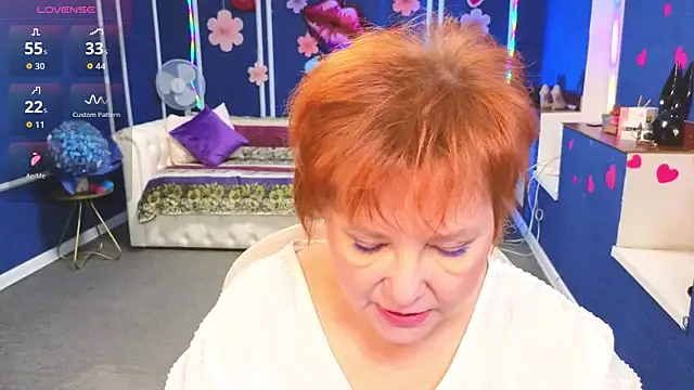 Kira Kenett online show from 02.09.26