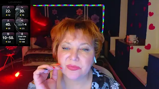 Kira Kenett online show from 04.13.26