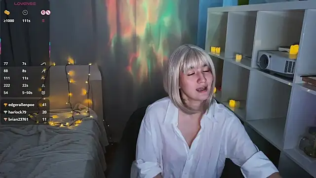 LunaXLoverx online show from 11.19.25