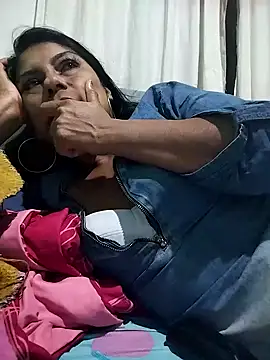 Snapshot of AnggelicaSwan21 chatting on 11.04.25 AnggelicaSwan21 online show from 11.04.25