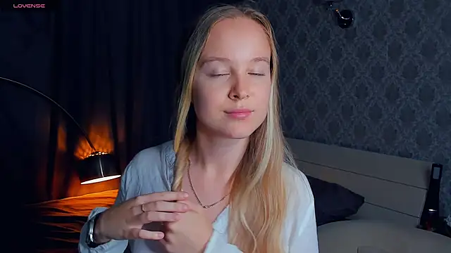 SoonMoor online show from 09.17.25